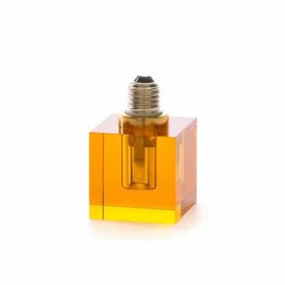 Seletti lampada in cristallo colore ambra a forma di cubo con lampadina a led intercambiabile