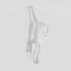 Seletti lampada scimmia appesa mano sinistra resina di colore bianco