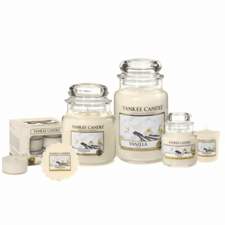 Candele profumate yankee candle fragranza Vanilla disponibile in più formati grande media piccola per auto tea light sampler e tart