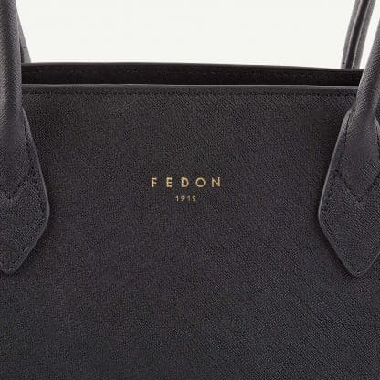 Fedon Emily Tote Bag orizzontale di colore nero particolare del logo