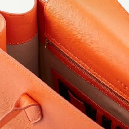 Fedon Emily Tote Bag orizzontale di colore arancio particolare della tasca interna