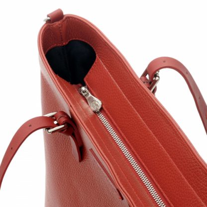Spalding Tourist Borsa donna in pelle martellata colore rosso con due manici regolabili e tracolla, interno dotato di tasca centrale divisoria con zip + tasca laterale chiusa con zip vista chiusa